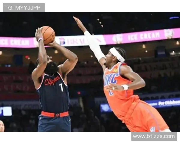 2017年勇士与快船激战回顾：巅峰对决与季后赛的精彩瞬间